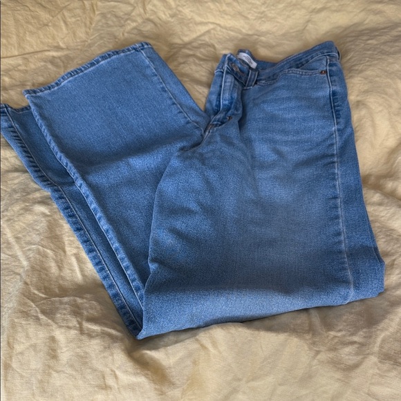 NWOT Levi’s Classic Blue Denim Jeans -8/29 - Picture 2 of 8